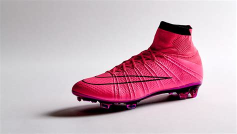 nike mercurial superfly hyper pink